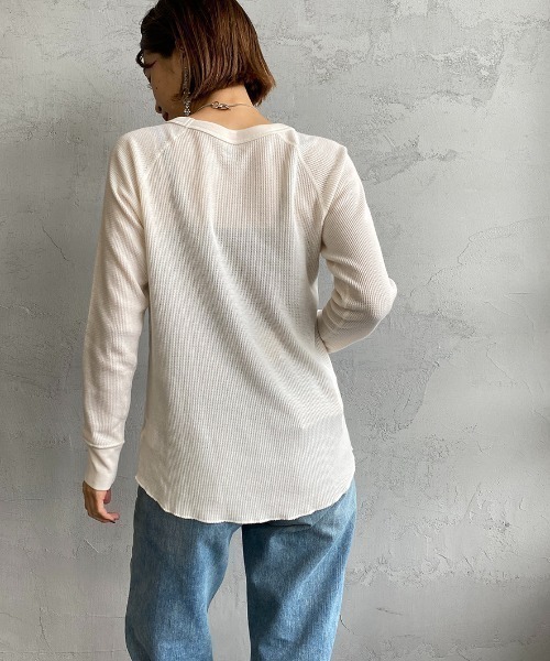 HANES（ヘインズ）の「[HANES/ヘインズ] UNDIES サーマルクルーネックカットソー（Tシャツ/カットソー・レディース・ブラック/オフホワイト/ダークグリーン/ヘザーグレー・F）」の13枚目の写真