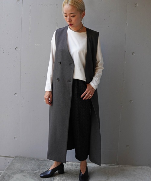 DROIT BELLO（ドロイトベロ）の「DROIT BELLO（ドロイトベロ）ロングジレワンピース（ベスト・レディース・チャコールグレー/ベージュ・FREE/F）」の8枚目の写真