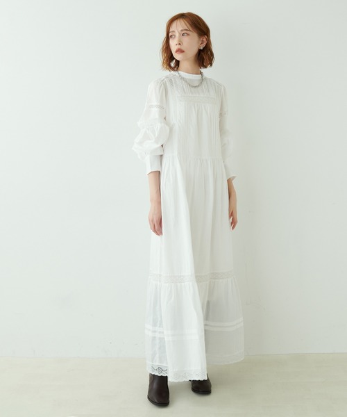 natural couture(ナチュラルクチュール)の「大人ナチュ/ヴィンテージライクレースワンピース(ワンピース・レディース・オフホワイト/ブラック/ボルドー・MEDIUM/LARGE)」の4枚目の写真