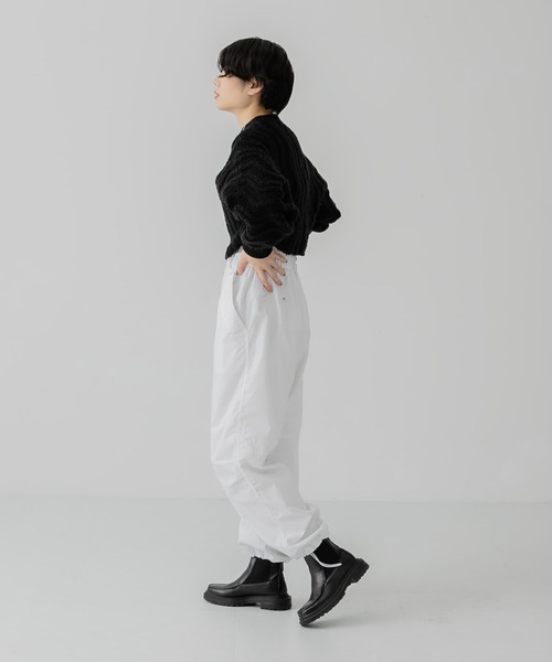 KBF（ケイビーエフ）の「ループヤーンジャガードニット（ニット/セーター・レディース・ベージュ/ブラック/アイボリー・ONE）」の6枚目の写真