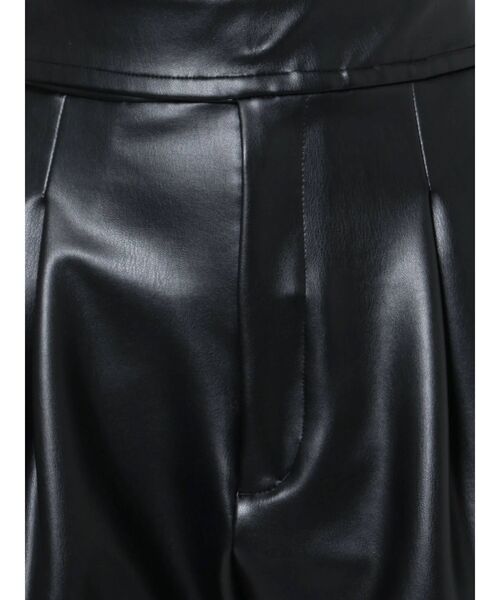 ELENDEEK(エレンディーク)の「ハイウエストタックテーパードパンツ(その他パンツ・レディース・ブラック/ネイビー/ブルー・01/02)」の19枚目の写真