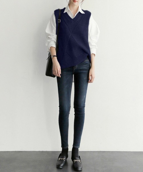 Doux Belle（ドゥーベル）の「Ｖネックデザインニットベスト（ベスト・レディース・ネイビー/グレー/ブラック/ベージュ・MEDIUM/SMALL/X-LARGE/LARGE）」の16枚目の写真