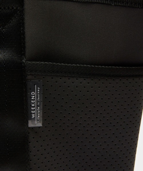 EDITA.（エディータ）の「ネオプレンスタイリッシュトート　A4収納 / 通勤（トートバッグ・レディース・チャコールグレー/ブラック/ダークグレー・FREE）」の7枚目の写真