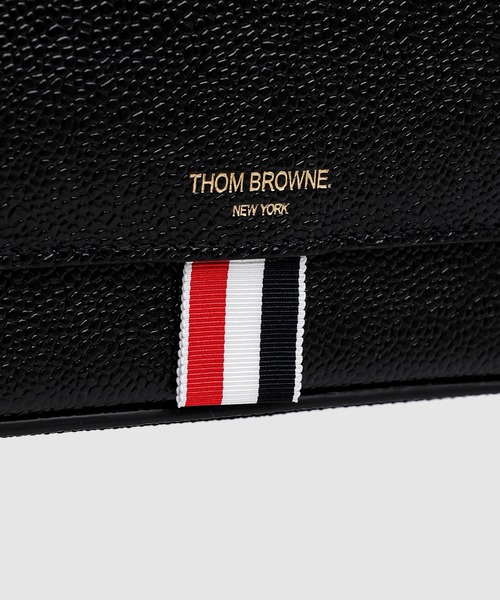 THOM BROWNE（トムブラウン）の「REPORTER BAG W/ TONAL WEBBING STRAP IN PEBBLE GRAIN LEATHER（ショルダーバッグ・メンズ・ブラック・ONE SIZE）」の8枚目の写真