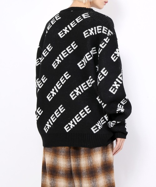 EXIEEE(イグジー)の「ロゴクルーネックセーター(ニット/セーター・レディース・ブラック/パープル/オフホワイト/グリーン・SMALL/MEDIUM/LARGE)」の9枚目の写真