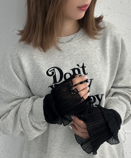 apres jour mignon（アプレジュールミニョン）の「プリーツアームウォーマー【ZOZOTOWN限定アイテム】（アームカバー・レディース・ライトベージュ/ブラック/オレンジ/グリーン・X-LARGE/フリー）」の8枚目の写真