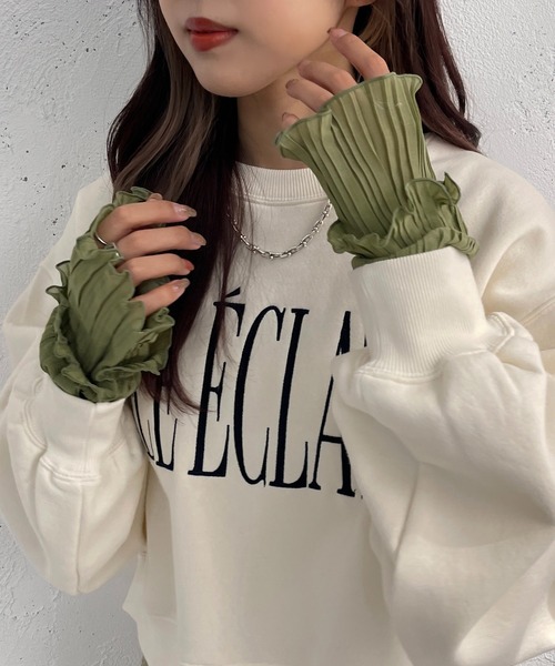 apres jour mignon（アプレジュールミニョン）の「プリーツアームウォーマー【ZOZOTOWN限定アイテム】（アームカバー・レディース・ライトベージュ/ブラック/オレンジ/グリーン・X-LARGE/フリー）」の10枚目の写真