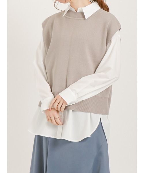 Te chichi（テチチ）の「スリットスリーブレギュラーシャツ（シャツ/ブラウス・レディース・ブルー/ネイビー/オフホワイト・ﾌﾘ-）」の2枚目の写真