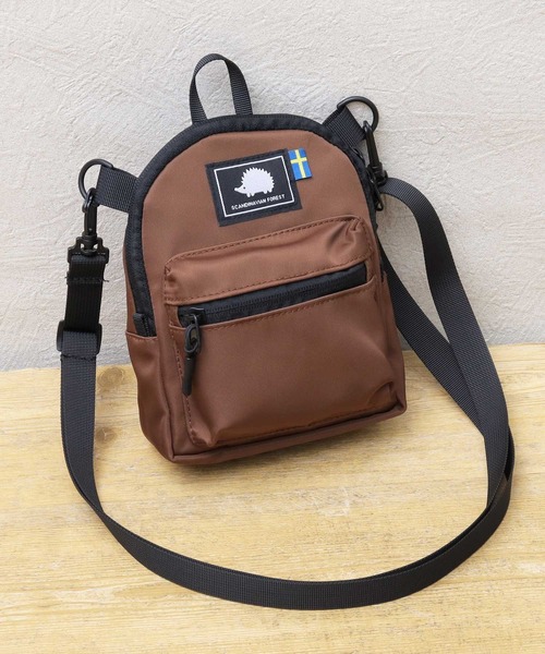 SCANDINAVIAN FOREST（スカンジナビアン・フォレスト）の「撥水ナイロン 軽量 ミニリュック型 ポシェット（ショルダーバッグ・レディース・グレー/ブラック/ベージュ/ブラウン/ブルー・FREE）」の3枚目の写真