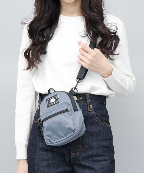 SCANDINAVIAN FOREST（スカンジナビアン・フォレスト）の「撥水ナイロン 軽量 ミニリュック型 ポシェット（ショルダーバッグ・レディース・グレー/ブラック/ベージュ/ブラウン/ブルー・FREE）」の5枚目の写真