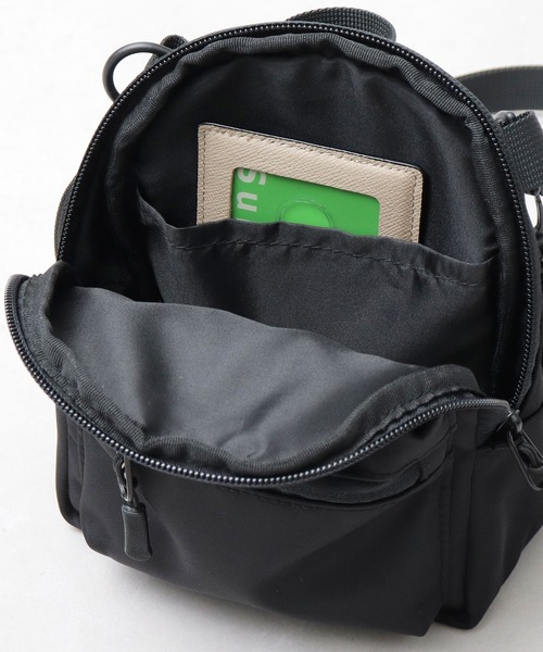 SCANDINAVIAN FOREST（スカンジナビアン・フォレスト）の「撥水ナイロン 軽量 ミニリュック型 ポシェット（ショルダーバッグ・レディース・グレー/ブラック/ベージュ/ブラウン/ブルー・FREE）」の12枚目の写真