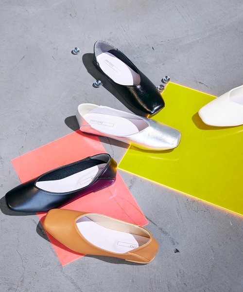 noyau（ノヤウ）の「ソフトタッチVカットバレエ（バレエシューズ・レディース・ブラック/アイボリー/キャメル/シルバー/ブラック系その他3・LL/S/M/L）」の3枚目の写真