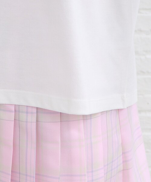 PINK-latte（ピンクラテ）の「◆ワッペンデザインバックプリントTシャツ（Tシャツ/カットソー・キッズ・オフホワイト/ブラック/ワインレッド/グリーン・14/15 /16）」の10枚目の写真