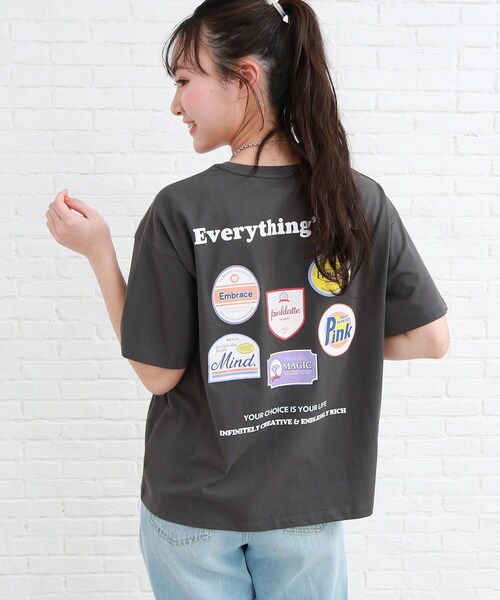 PINK-latte（ピンクラテ）の「◆ワッペンデザインバックプリントTシャツ（Tシャツ/カットソー・キッズ・オフホワイト/ブラック/ワインレッド/グリーン・14/15 /16）」の13枚目の写真