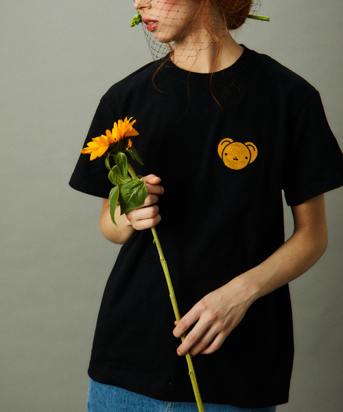 CONVERSE TOKYO（コンバーストウキョウ）の「【 CONVERSE TOKYO×カードキャプターさくら 】ケロちゃんワッペンTEE（Tシャツ/カットソー・レディース・ホワイト/ブラック・FREE）」の7枚目の写真