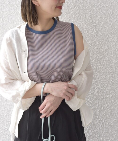SHIPS（シップス）の「* 〈手洗い可能〉フライス リブ ボーダー 配色 ノースリーブ◆（タンクトップ・レディース・ピンク/イエロー/グリーン/ブルー・ONE SIZE）」の3枚目の写真