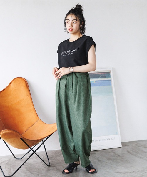 BAYFLOW（ベイフロー）の「楊柳ロゴＴ（Tシャツ/カットソー・レディース・テラコッタ/ブラック/カーキ/オフホワイト・FREE）」の11枚目の写真