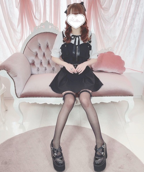 MA*RS（アメーバーマーズ）の「ハートバックルビスチェ風ブラウス