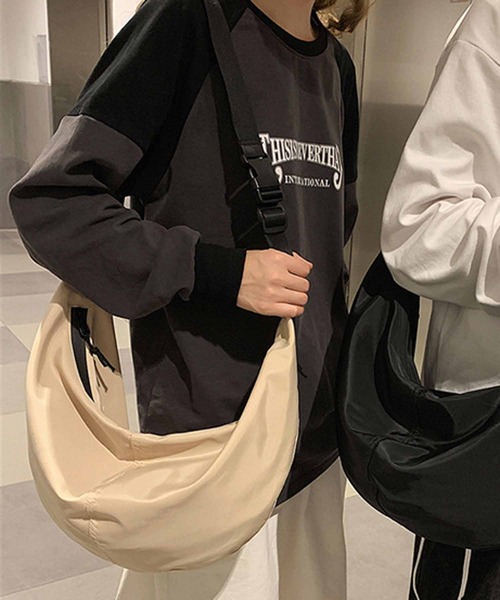 NANEA(ナネア)の「ボディー ショルダーバッグ(ショルダーバッグ・レディース・ベージュ/カーキ/ブラック/サックスブルー・フリ-)」の14枚目の写真