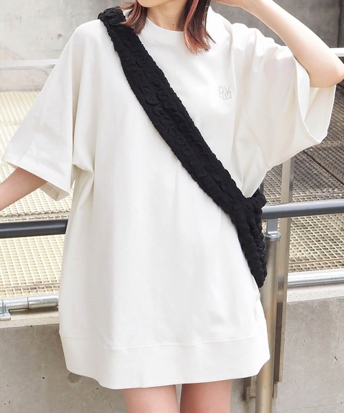 tiptop(ティップトップ)の「ラグランロゴBIGプルオーバー(Tシャツ/カットソー・レディース・A/パープル/アイボリー/ブラック/グレー・FREE)」の7枚目の写真