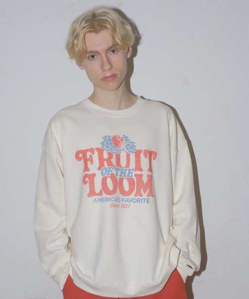 FRUIT OF THE LOOM(フルーツオブザルーム)の「CVCスウェット(スウェット・メンズ・レッド/グリーン/アイボリー・S/M/L)」の2枚目の写真