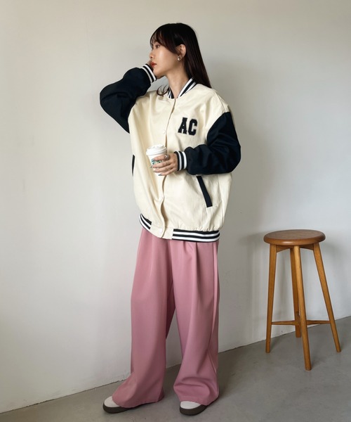 CLEA（クレア）の「ワンポイント刺繍 配色オーバーサイズスタジャン（スタジャン・レディース・ブラック/アイボリー・FREE）」の8枚目の写真