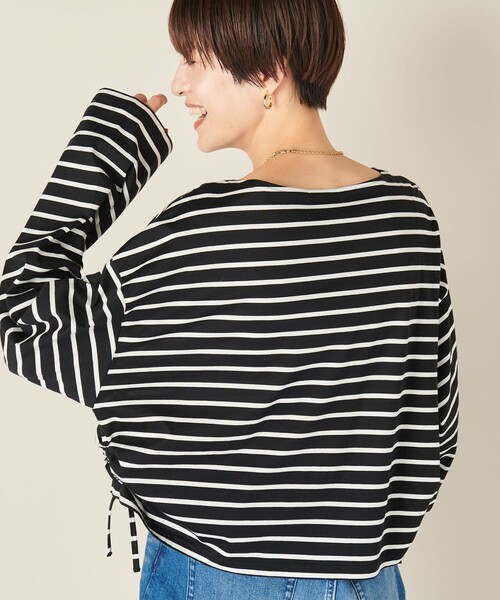 NOLLEY’S（ノーリーズ）の「ボーダー＆ムジクロップド2WAYプルオーバーカットソー（Tシャツ/カットソー・レディース・ホワイト系その他4/ブラック系その他3/レッド系その他3/ホワイト/ブルー系その他7/ブルー系その他3・FREE）」の4枚目の写真