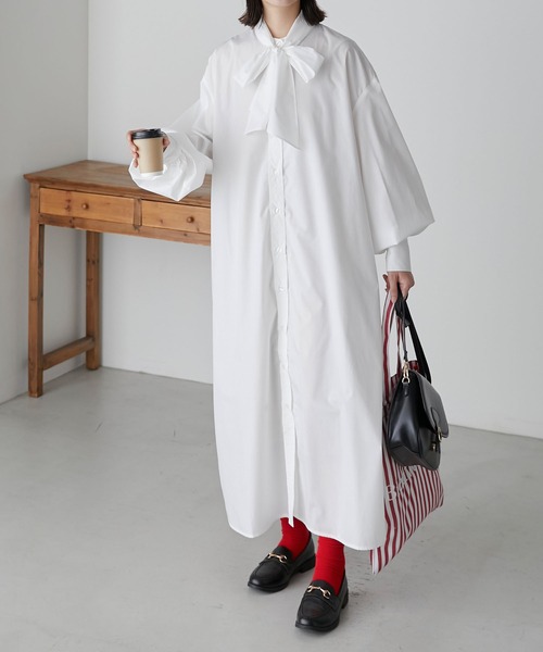 BONLECILL（ボンルシール）の「2way ボリュームスリーブ クラシカルボウタイリボンシャツワンピース（シャツワンピース・レディース・ブルー/ネイビー系/オフホワイト/ブラック系・FREE）」の10枚目の写真