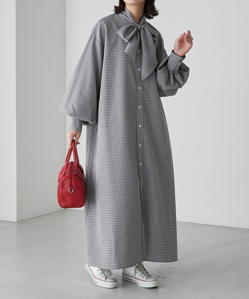 BONLECILL（ボンルシール）の「2way ボリュームスリーブ クラシカルボウタイリボンシャツワンピース（シャツワンピース・レディース・ブルー/ネイビー系/オフホワイト/ブラック系・FREE）」の12枚目の写真