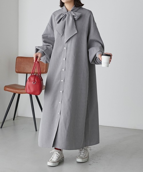 BONLECILL（ボンルシール）の「2way ボリュームスリーブ クラシカルボウタイリボンシャツワンピース（シャツワンピース・レディース・ブルー/ネイビー系/オフホワイト/ブラック系・FREE）」の20枚目の写真