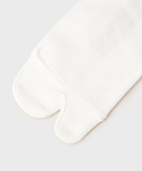 TAKEO KIKUCHI（タケオキクチ）の「【NAPRON】 BORDER HANPU TABI SOX（ソックス/靴下・メンズ・ブラック/グリーン/ブラウン系/レッド系1・00）」の13枚目の写真