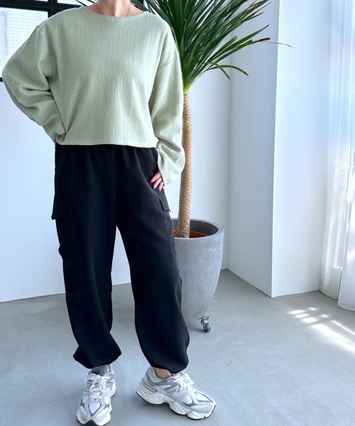 LEPSIM(レプシィム)の「クロップド長袖プルオーバー 908511(Tシャツ/カットソー・レディース・オレンジ/ライトグリーン/ブラック/アイボリー・FREE)」の22枚目の写真