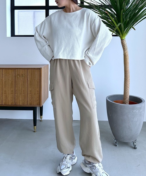 LEPSIM(レプシィム)の「クロップド長袖プルオーバー 908511(Tシャツ/カットソー・レディース・オレンジ/ライトグリーン/ブラック/アイボリー・FREE)」の6枚目の写真