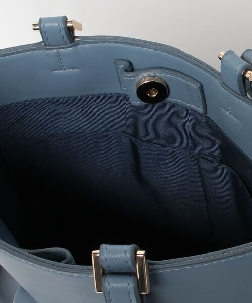 MIAN （ミアン）の「【MIAN】フェイクレザーフリルギャザートートバッグ  2231-238-1（トートバッグ・レディース・ブラック/グレイッシュベージュ/ブルー・FREE）」の19枚目の写真