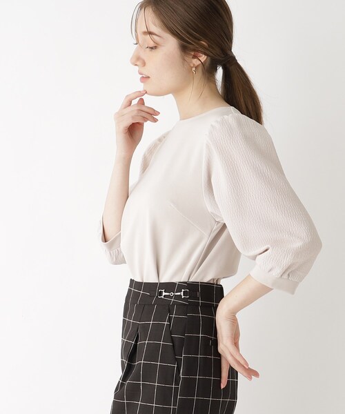 index(インデックス)の「◆異素材ボリュームスリーブトップス/シアー【洗濯機洗い可】(Tシャツ/カットソー・レディース・オフホワイト/ライトグレー/ライトグリーン/チャコールグレー/ブラック・42/38/40/36)」の19枚目の写真