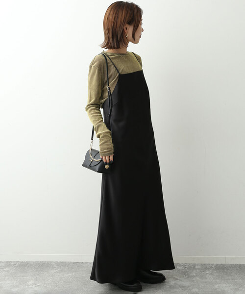 SLOBE IENA(スローブイエナ)の「シアーフロッキークルーネックロンTEE(Tシャツ/カットソー・レディース・カーキ/ネイビー・FREE)」の5枚目の写真