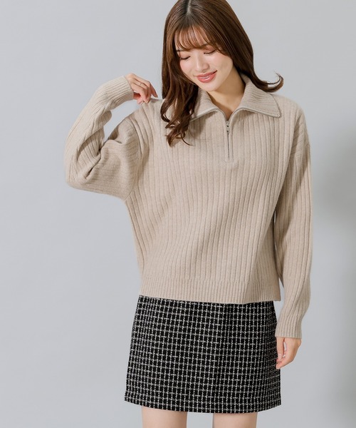 Honeys(ハニーズ)の「ハーフジップニット(ニット/セーター・レディース・アイボリー/ブルー/ブラック/ベージュ・L/S/M)」の12枚目の写真