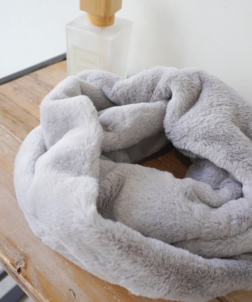 Port（ポート）の「【 Port / ポート 】 フェイクファー スヌード（ネックウォーマー/スヌード・レディース・ブラック/グレー/ブラウン/ベージュ・FREE）」の13枚目の写真