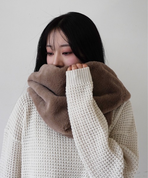 Port（ポート）の「【 Port / ポート 】 フェイクファー スヌード（ネックウォーマー/スヌード・レディース・ブラック/グレー/ブラウン/ベージュ・FREE）」の15枚目の写真