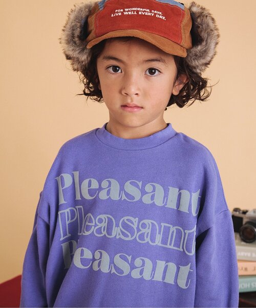 BREEZE(ブリーズ)の「【リンク可能・ユニセックス】ヴィンテージカレッジトレーナー(スウェット・キッズ・キナリ/パープル/ライム/ピンク/エメラルド/イエロー/グレー/ネイビー/チャコール/レインボー・110/80/140/150/100/90/130/120)」の15枚目の写真