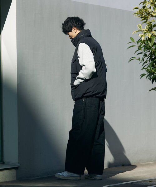 +phenix（プラスフェニックス）の「【+phenix / プラスフェニックス】別注 GORE-TEX ダウンベスト（ダウンベスト・メンズ・カーキ/ブラック・SMALL/MEDIUM/LARGE）」の9枚目の写真