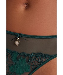 Intimissimi（インティミッシミ）の「Be Your Own Muse ブラジリアン