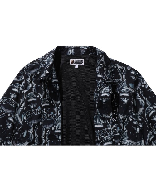 A BATHING APE（アベイシングエイプ）の「APE HEAD GRAFFITI