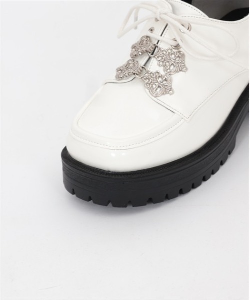 axes femme(アクシーズファム)の「チャイナ風モチーフシューズ(パンプス・レディース・ブラック/ホワイト・MEDIUM/LARGE)」の19枚目の写真