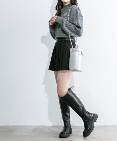 OLIVE des OLIVE（オリーブデオリーブ）の「ハイネックケーブルコンパクトトップス 1032050430（ニット/セーター・レディース・チャコールグレー/サックスブルー/オフホワイト/ブラック・FREE）」の18枚目の写真