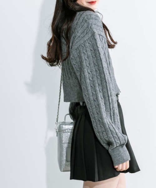 OLIVE des OLIVE（オリーブデオリーブ）の「ハイネックケーブルコンパクトトップス 1032050430（ニット/セーター・レディース・チャコールグレー/サックスブルー/オフホワイト/ブラック・FREE）」の21枚目の写真