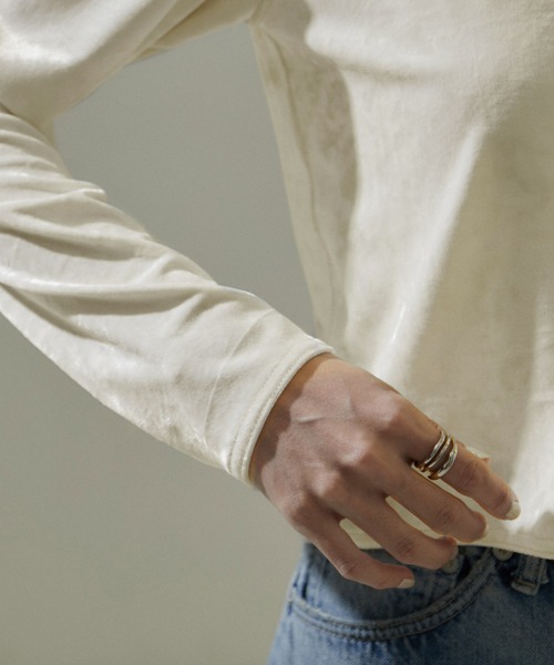 SALON adam et rope'（サロン アダム エ ロペ）の「クラッシュベロア2WAYロングスリーブTシャツ【セットアップ対応・洗える】（Tシャツ/カットソー・レディース・ベージュ/ホワイト/ブラック・FREE）」の21枚目の写真