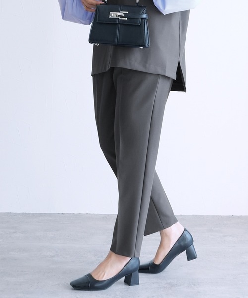 reca（レカ）の「Vネックベスト×テーパードパンツ2点セット（スーツセット・レディース・ブラック/サンドベージュ/グレー・S/M/L/XL）」の17枚目の写真