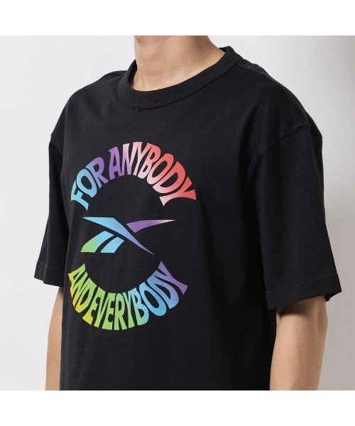 Reebok(リーボック)の「ユニティー フォー エニーボディ Tシャツ / UNITY FOR ANY BODY TEE(Tシャツ/カットソー・メンズ・ブラック/ホワイト・LARGE/MEDIUM/SMALL/XX-LARGE/X-LARGE)」の5枚目の写真