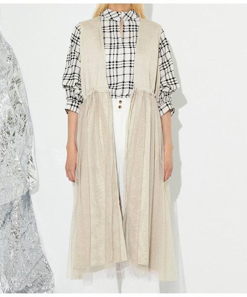 Settimissimo（セッティミッシモ）の「リネンタッチ 切替チュール ロングジレ ベスト（ベスト・レディース・ベージュ/ブラック・M）」の17枚目の写真